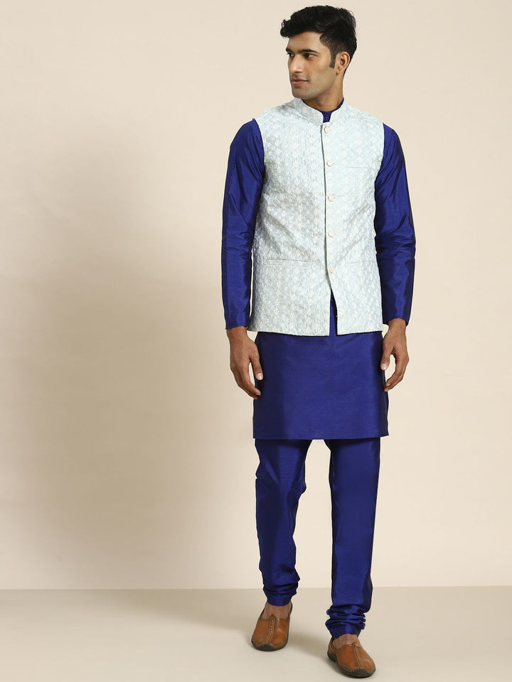 SOJANYA Men Blue Ethnic Motifs Embroidered Kurta with Churidar
