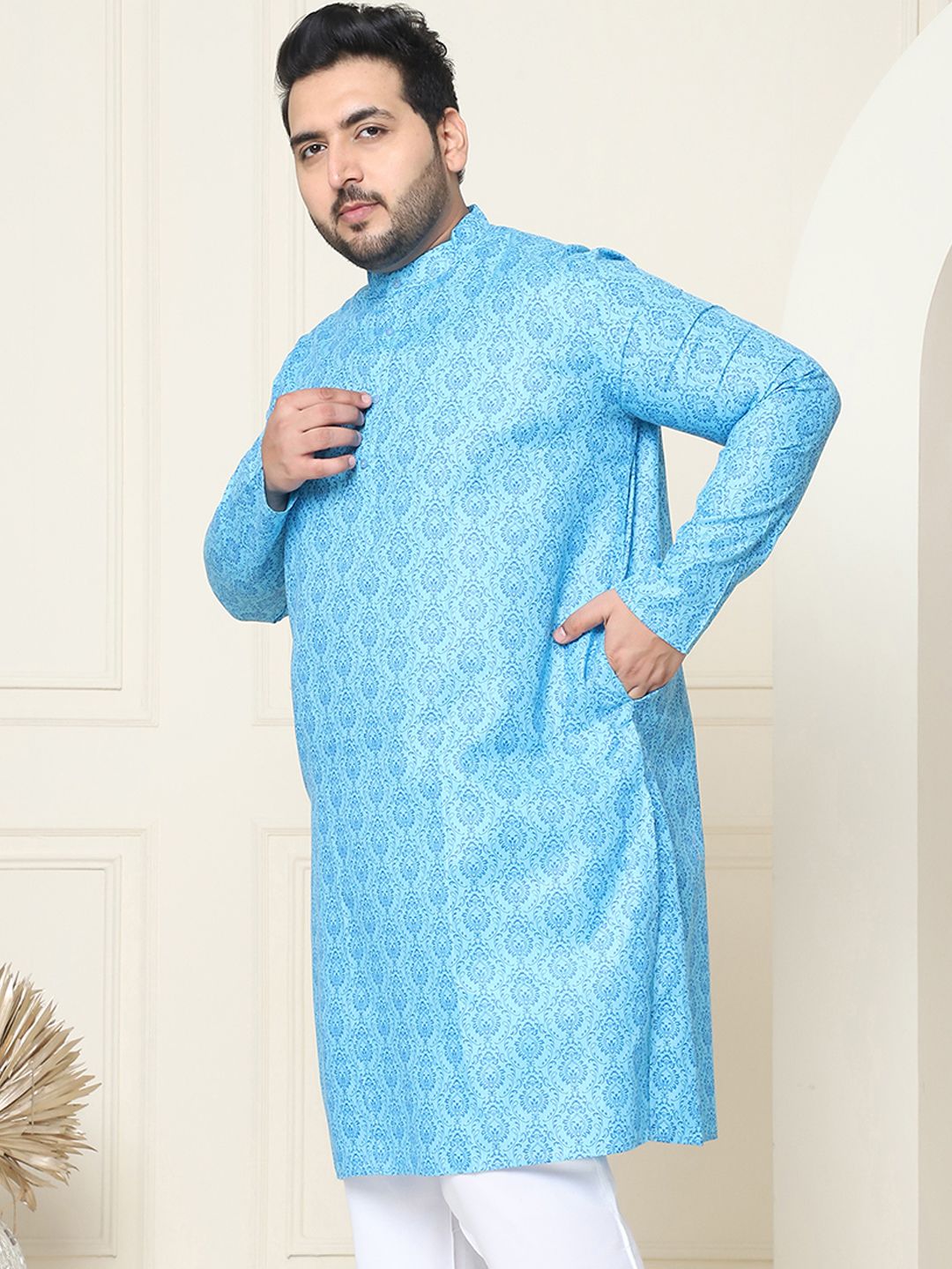 SOJANYA PLUS Motif Etnik Bercetak Kurta