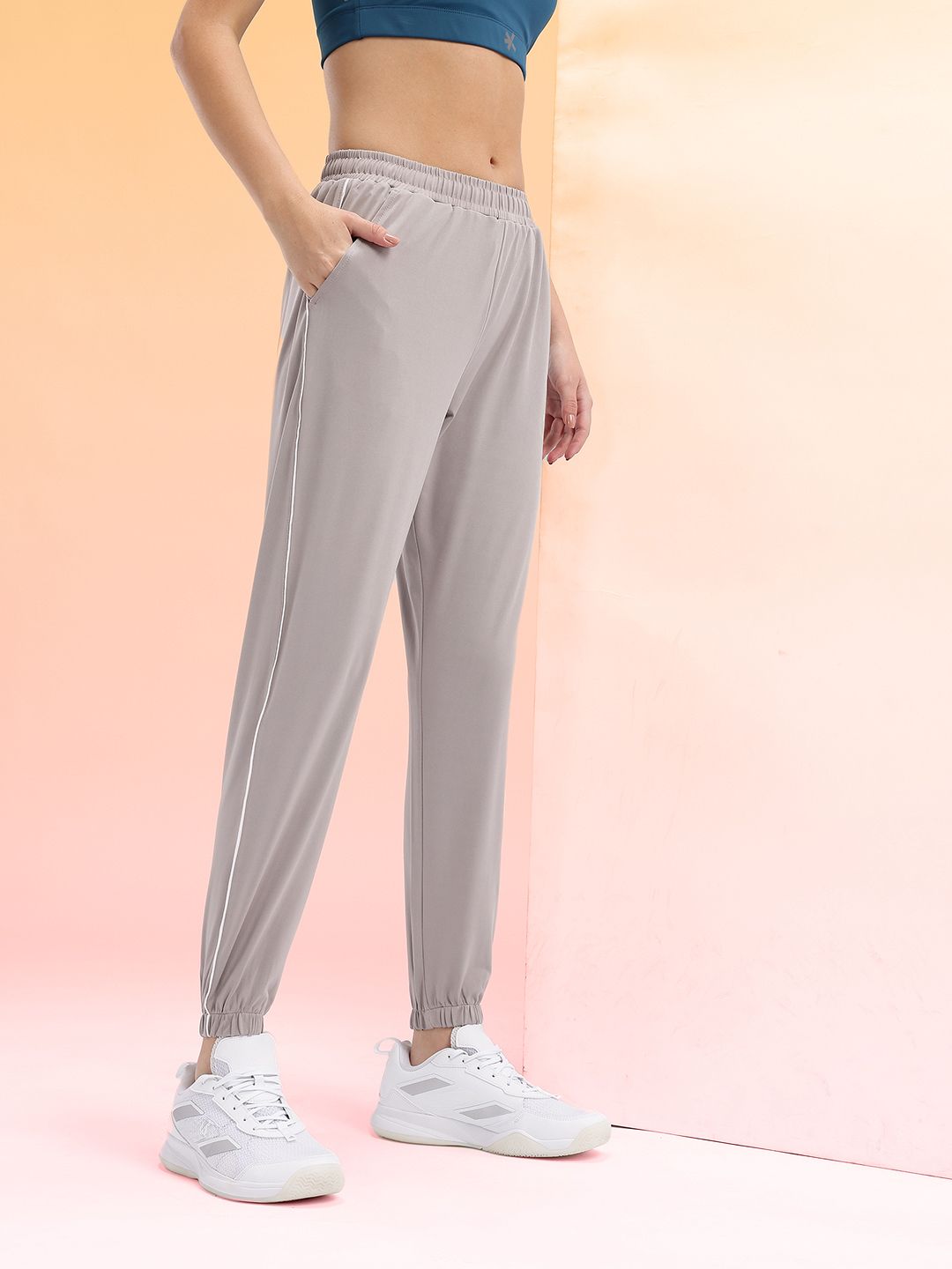 HRX by Hrithik Roshan Women Brand Logo Detail Rapid-Dry Running Joggers