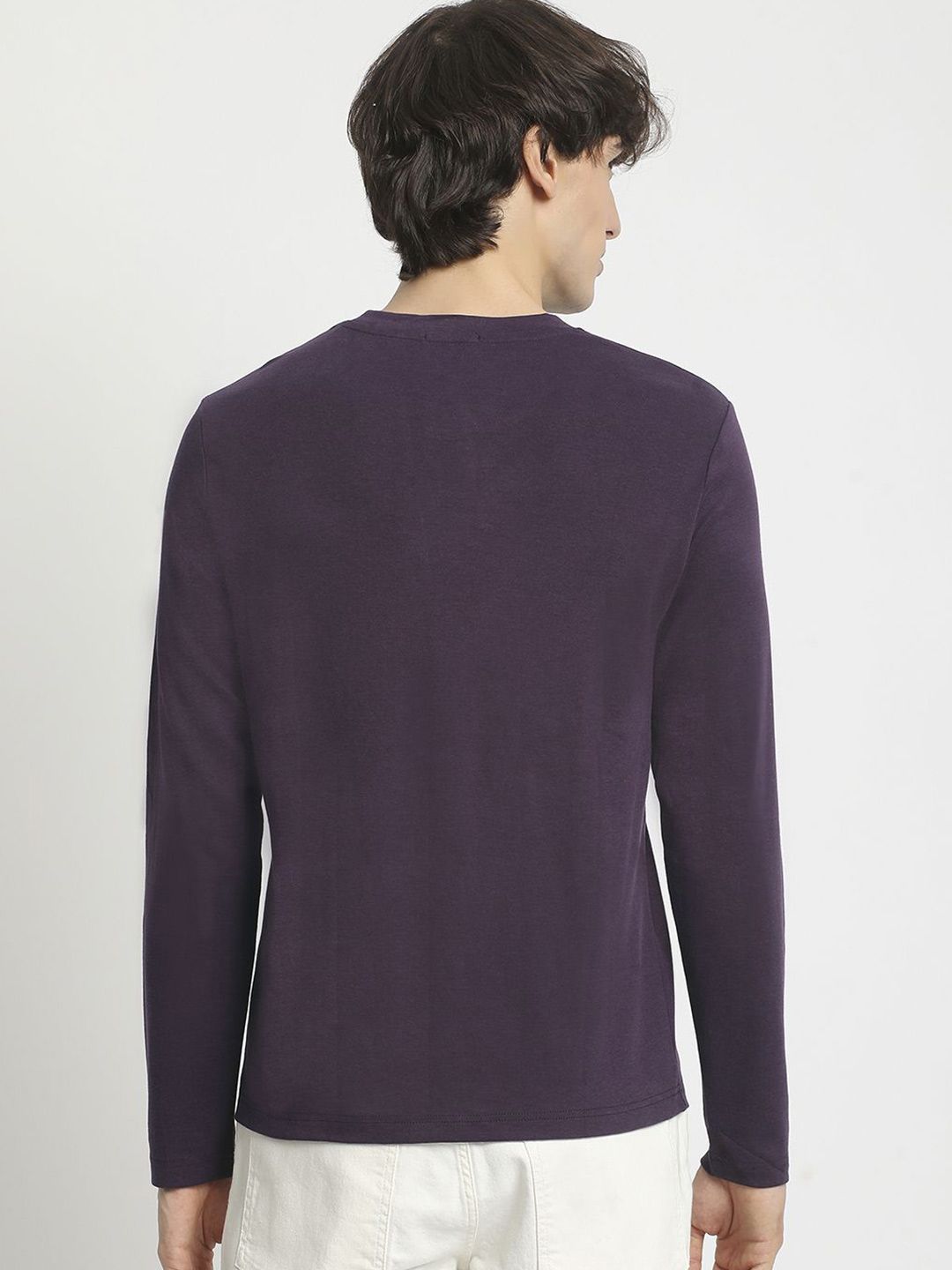 THE BEAR HOUSE Men Round Neck Solid T-shirt