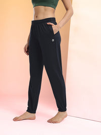 HRX by Hrithik Roshan Women Mid-Rise Yoga Joggers