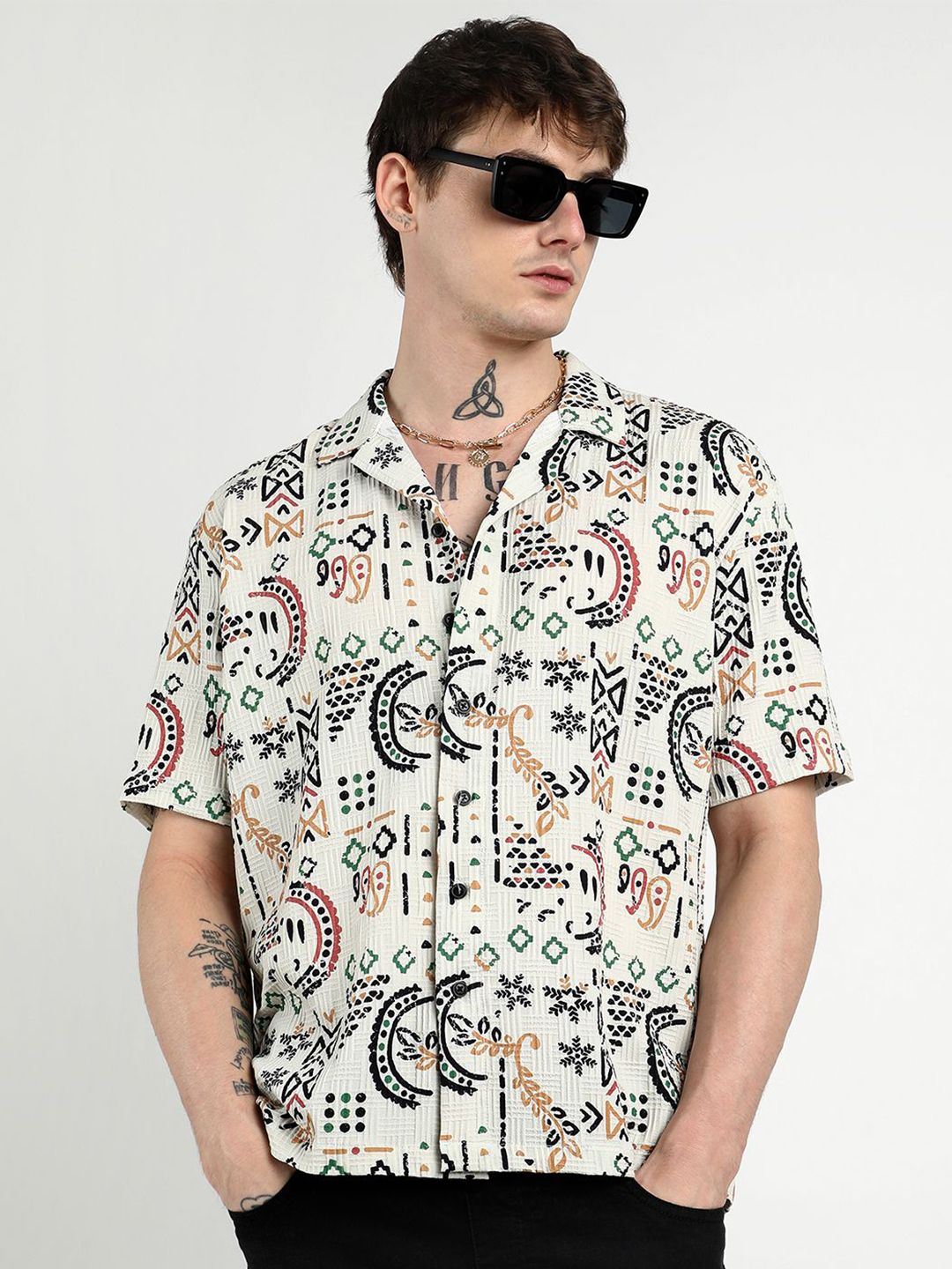 Campus Sutra Men Comfort Oversized Cuban Collar Printed Bohemian Casual Shirt