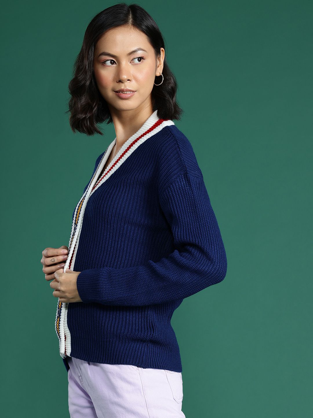 DressBerry V-Neck Cardigan