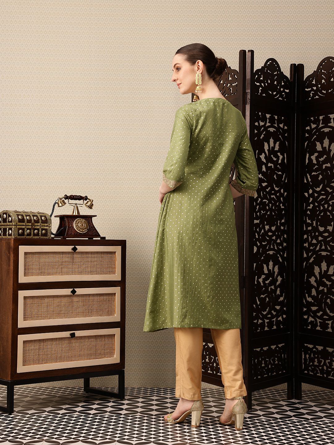 House of Pataudi Polka Dot Printed Sequinned A-Line Jashn Kurta