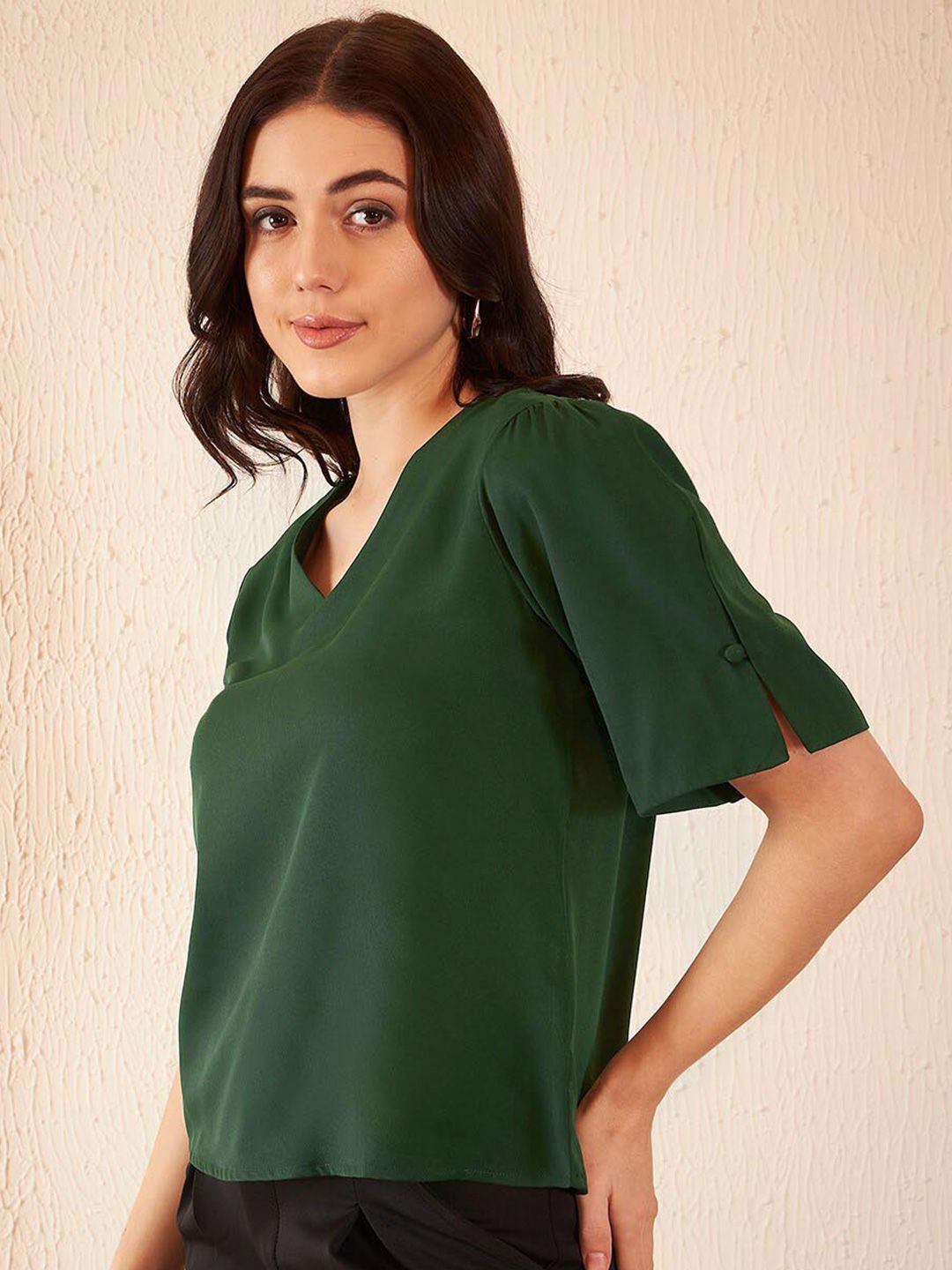 DENNISON V-Neck Puff Sleeves Top
