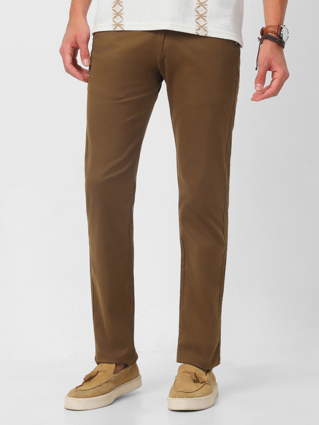 Urbano Fashion Men Brown Slim Fit Solid Pure Cotton Chinos