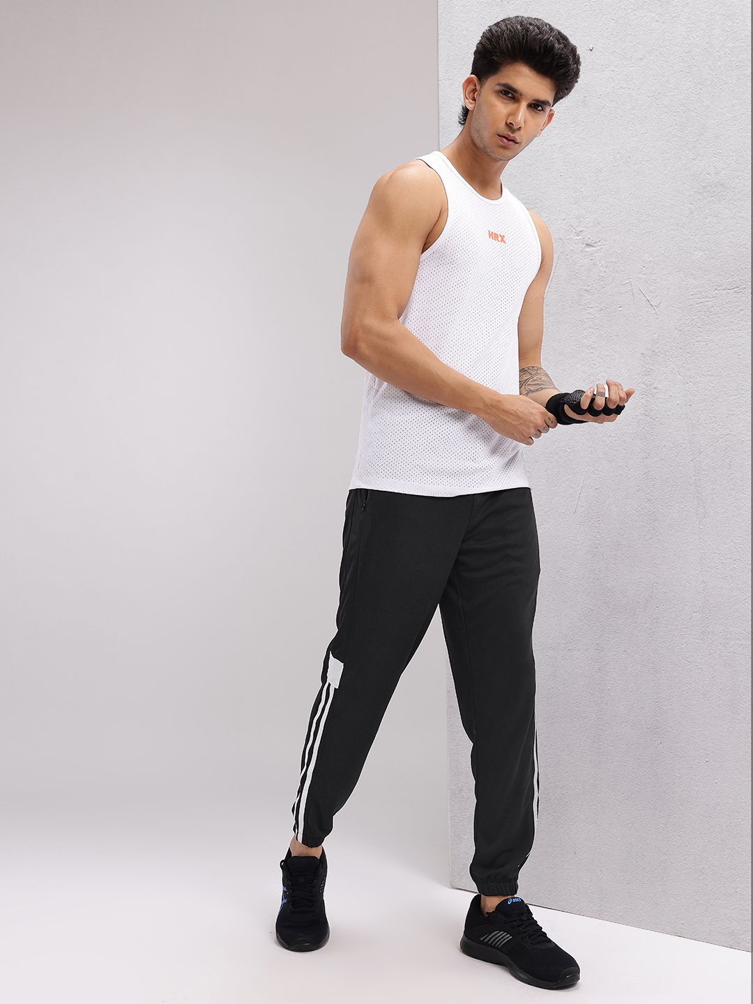 HRX by Hrithik Roshan Men Side Stripes Rapid-Dry Training Joggers