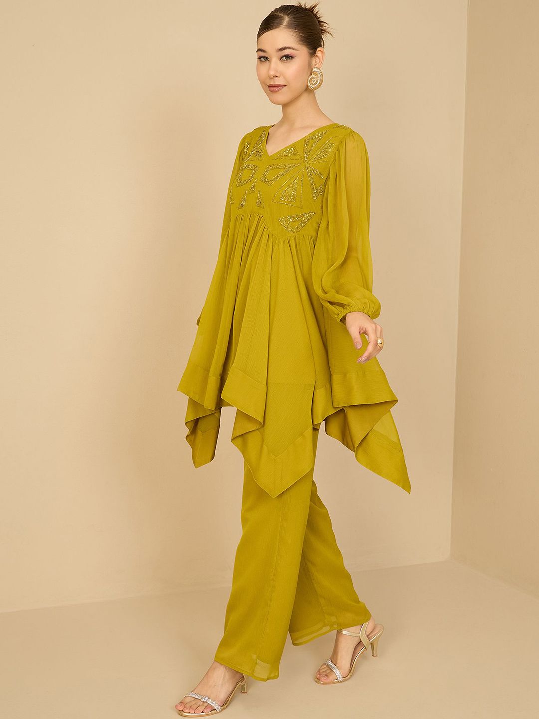 Antheaa Women Embellished V-Neck Tunic With Trouser