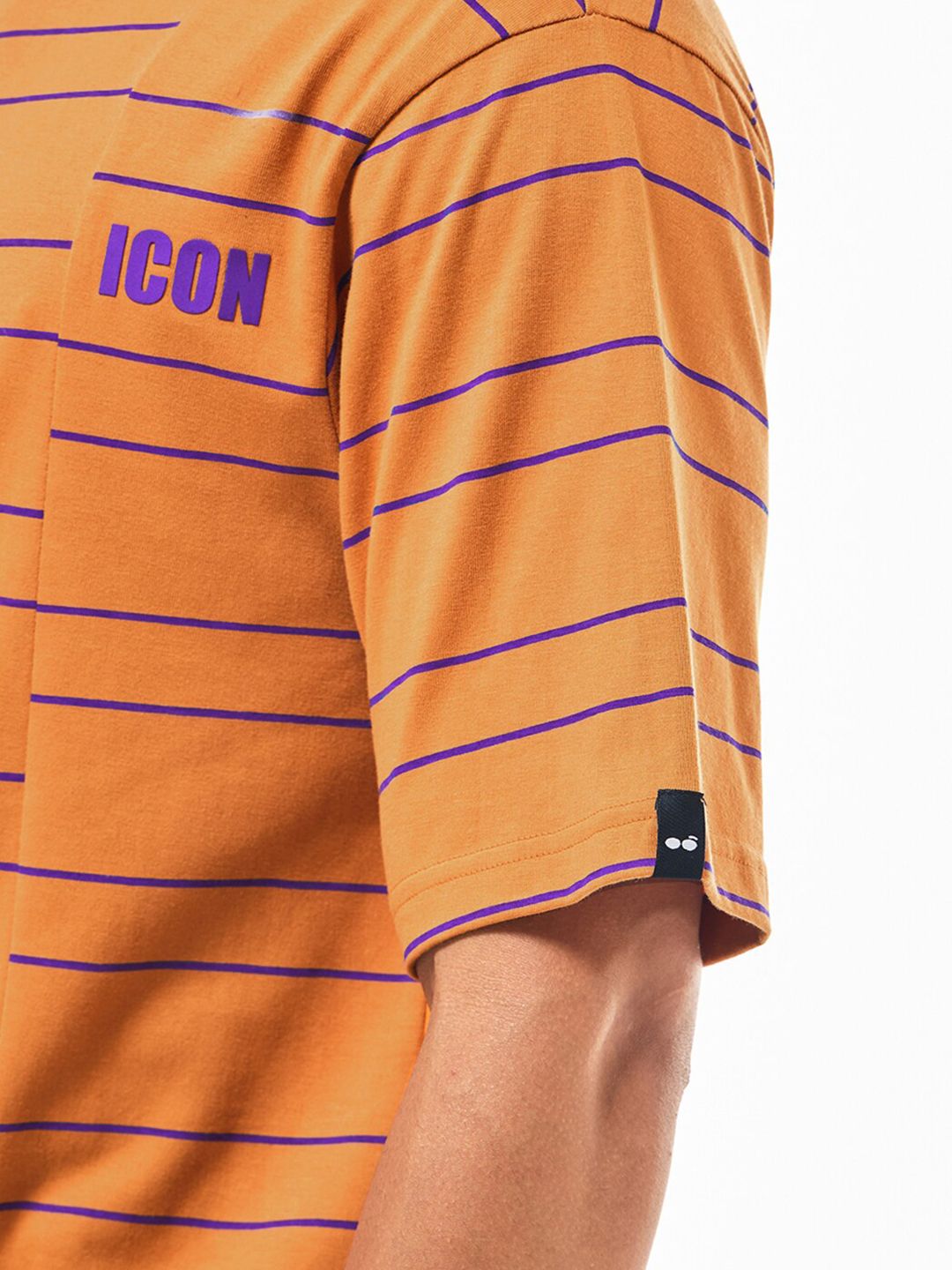 Bewakoof Men Striped Round Neck Pure Cotton T-shirt