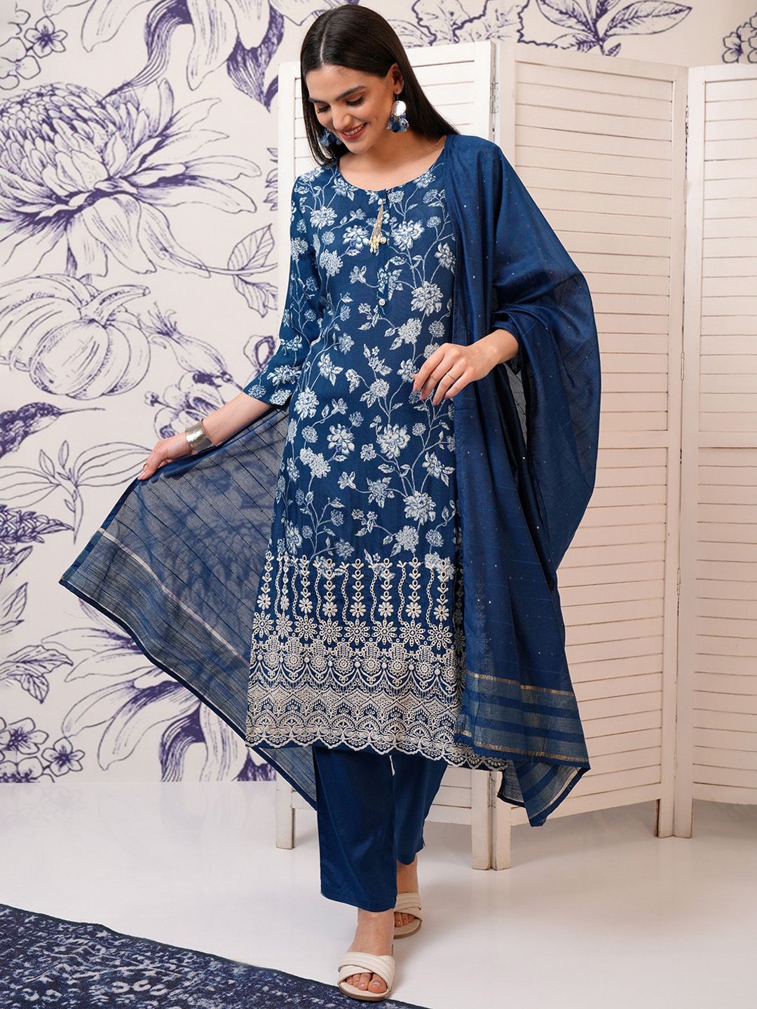 Vishudh Floral Printed Regular Kurta with Trousers & With Dupatta