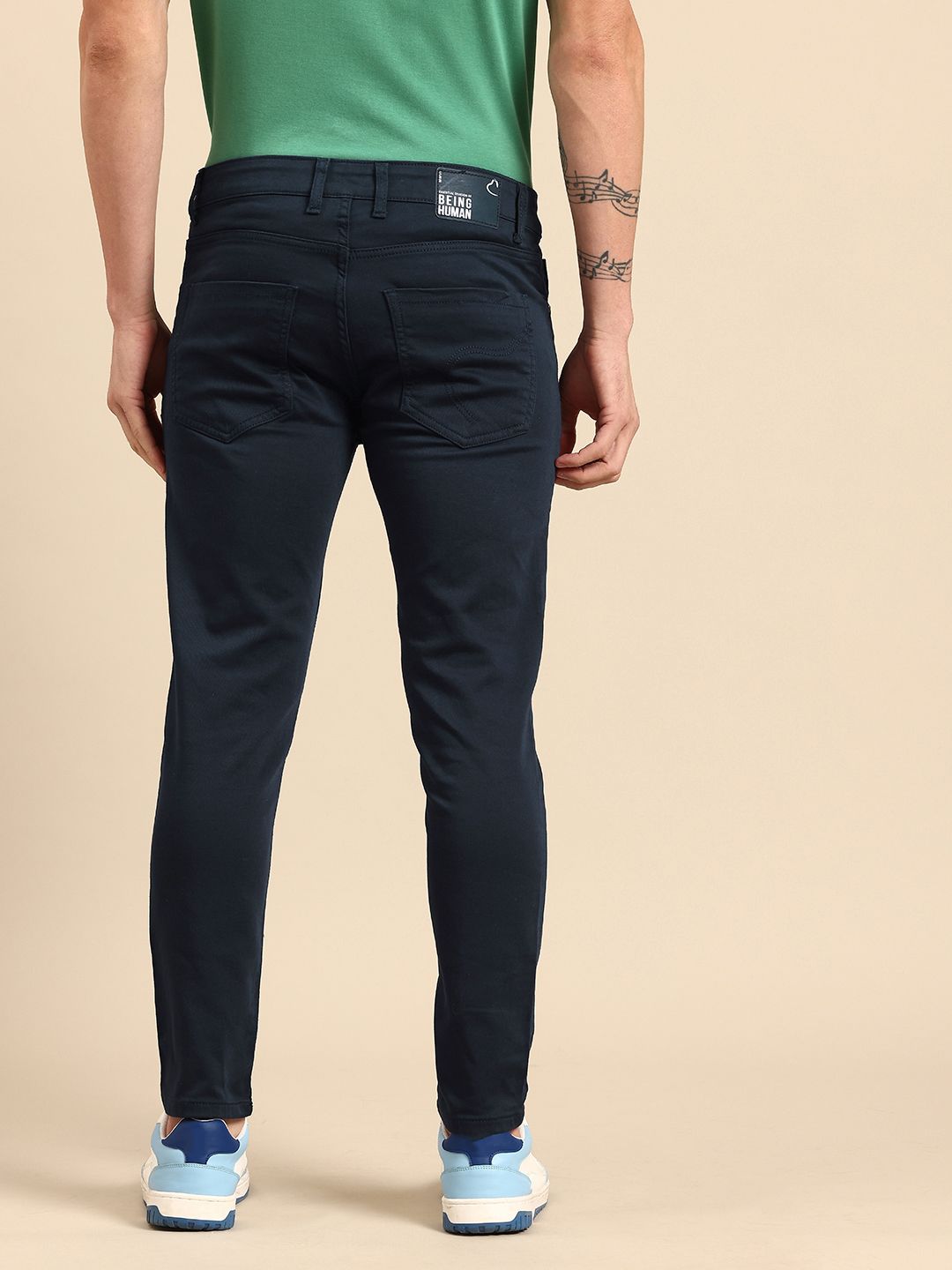 Being Human Men Skinny Fit Mid-Rise Stretchable Cropped Jeans