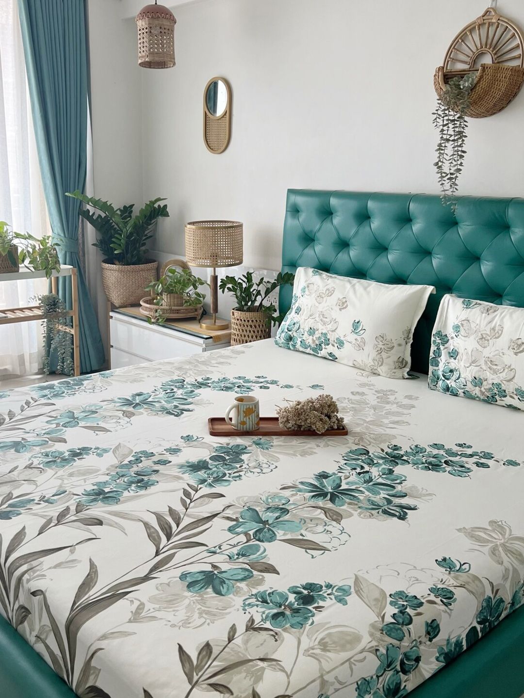 URBAN SPACE King Fitted Bedsheet Set