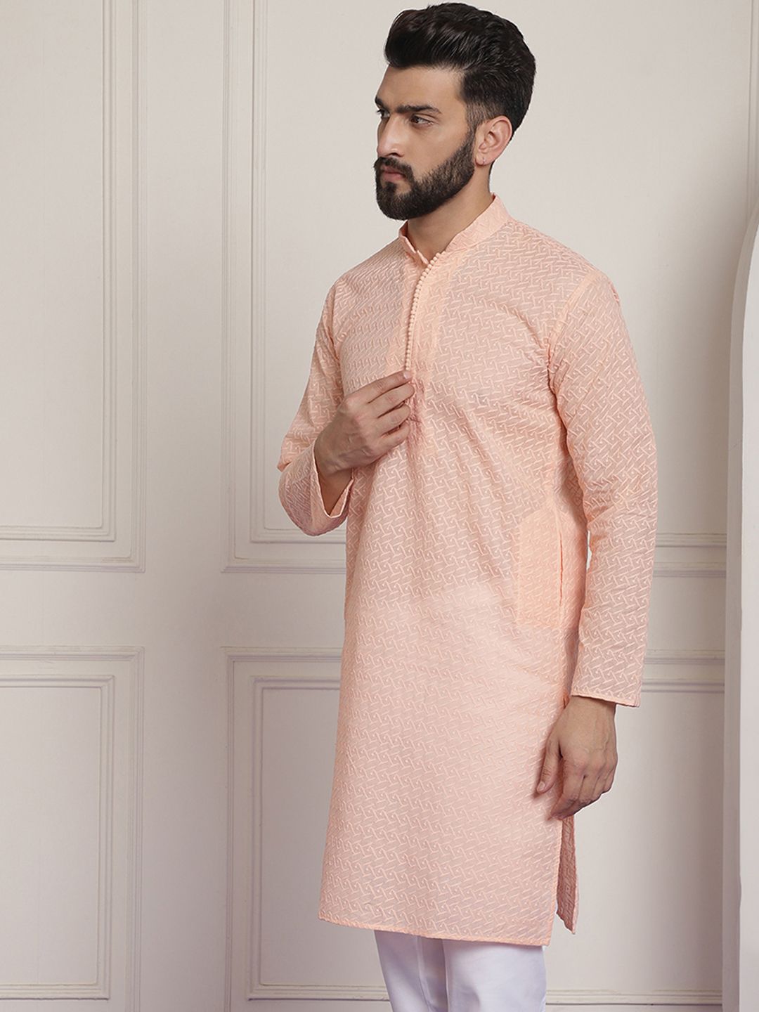 SOJANYA Pure Cotton Floral Embroidered Chikankari Kurta