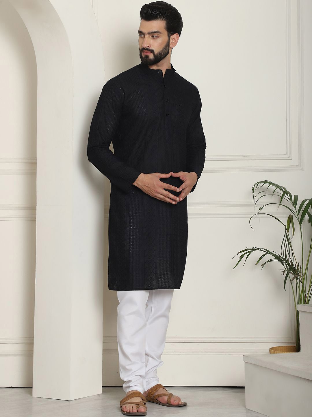 SOJANYA Geometric Embroidered Thread Work Pure Cotton Straight Kurta With Churidar