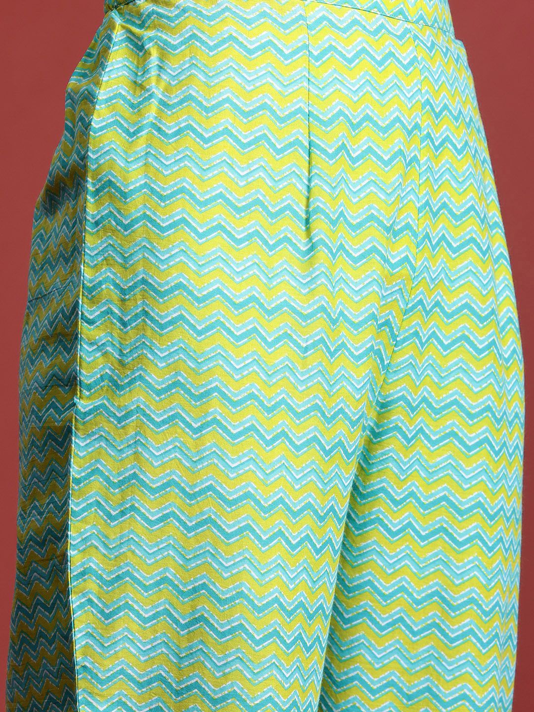 Indo Era Bandhani Printed Pure Cotton Kurta with Trousers