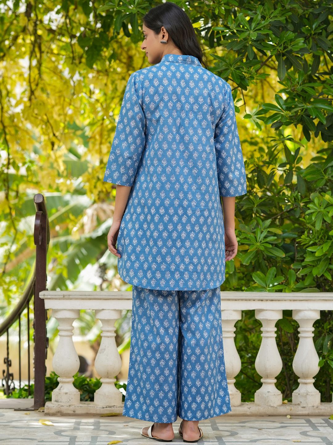 SANSKRUTIHOMES Blue Printed Pure Cotton Shirt with Lounge Pants