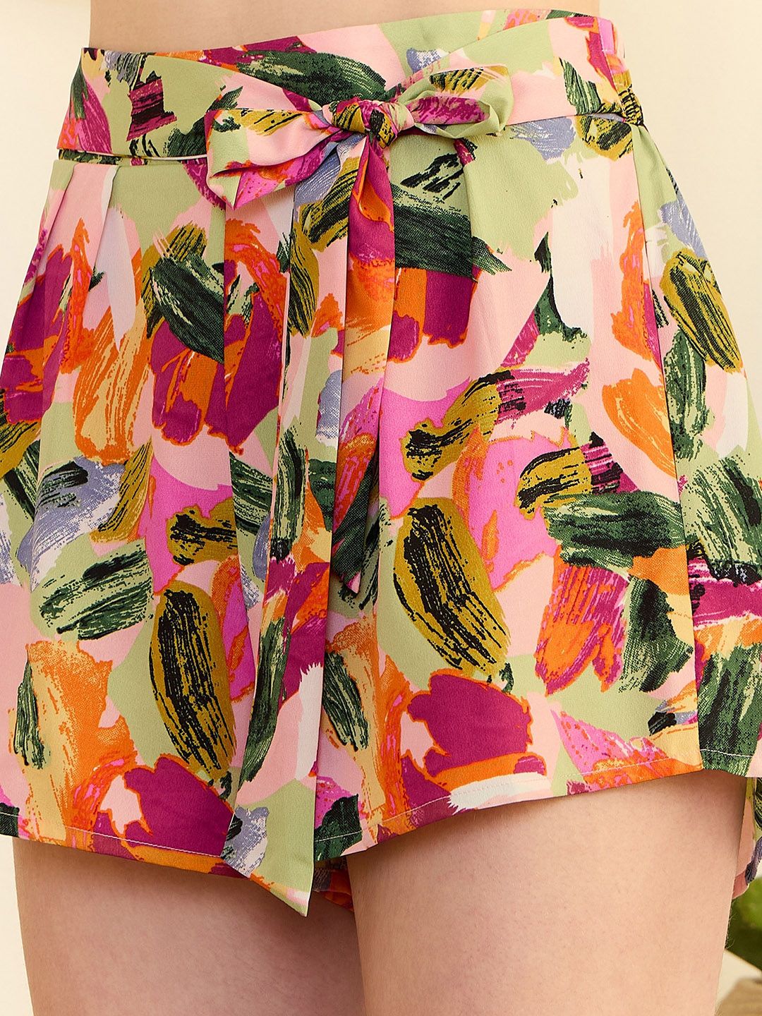 Berrylush Printed Top & Shorts With Shrug