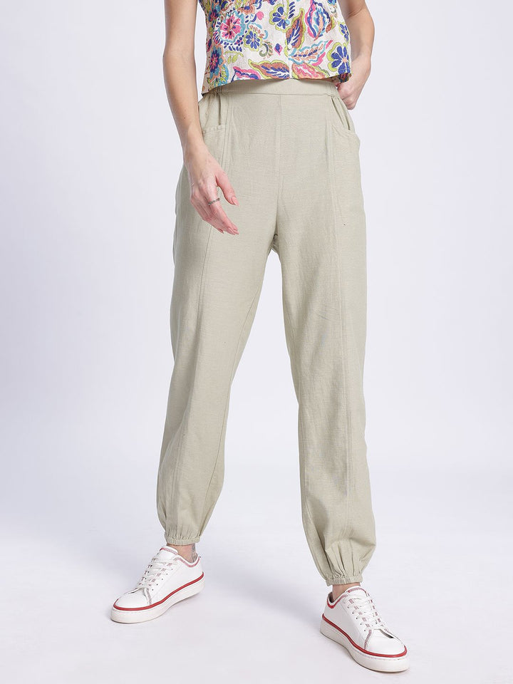 DressBerry Women Elevated Essentials Jogger Style Trousers