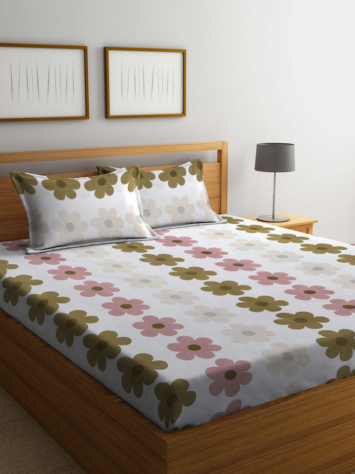 KLOTTHE Pink & Green Floral Printed 300TC Fitted Double King Bedsheet With 2 Pillow Covers