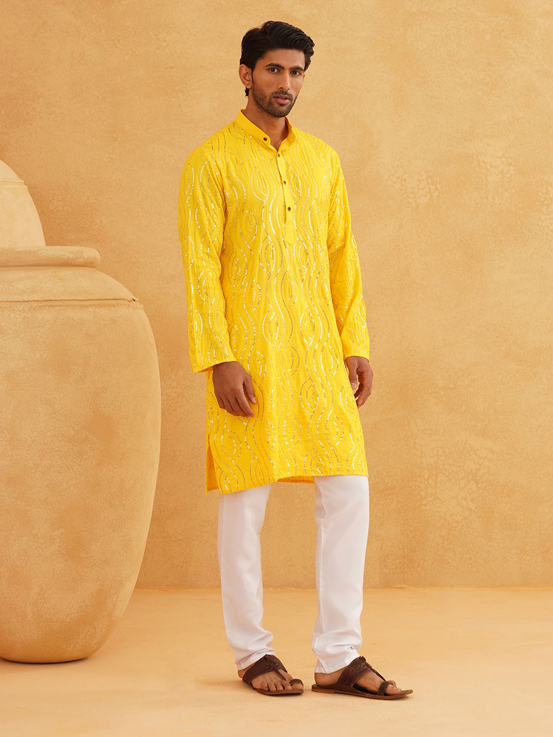SOJANYA Kurta Kapas Tulen Bersulam Labuci Dengan Churidar