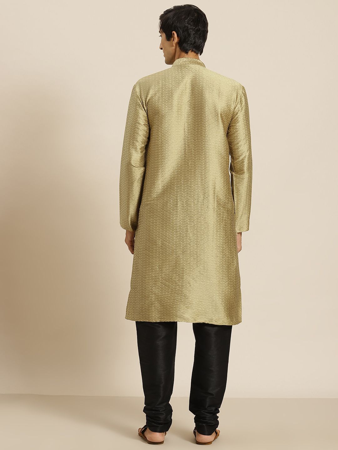 SOJANYA Men Golden Woven Design Kurta