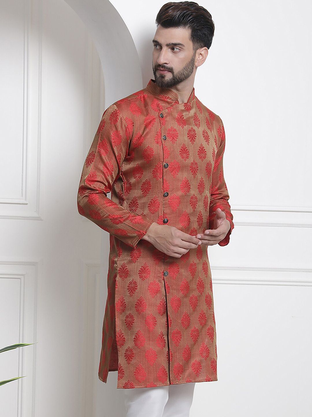 SOJANYA Mandarin Collar Ethnic Motif Thread Work Kurta