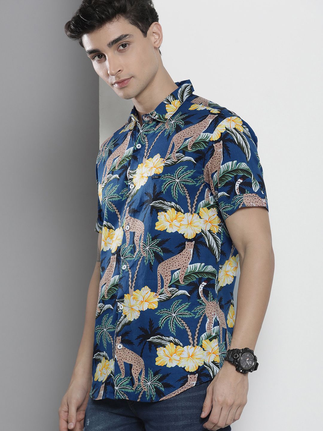 The Indian Garage Co Men Blue Regular Fit Printed Resortwear Shirt