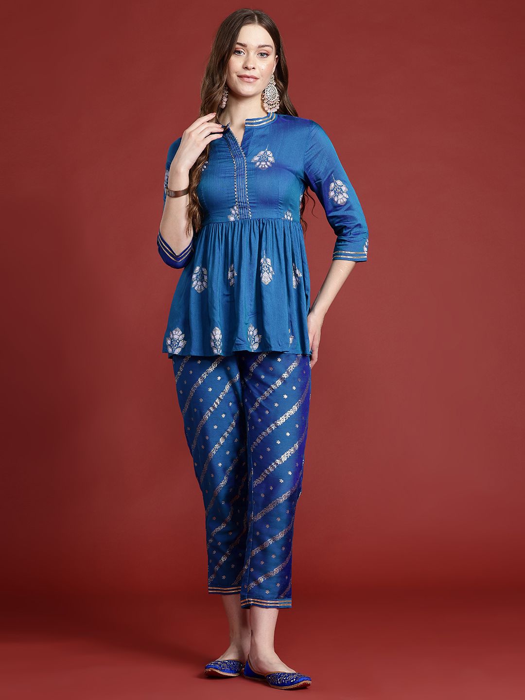 Anouk Pleated Foil Print Gotta Patti Kurta with Trousers