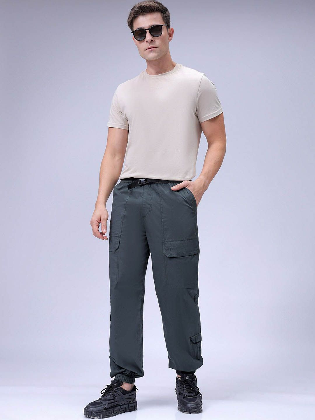 The Indian Garage Co Men Loose Fit Pure Cotton Mid-Rise Jogger