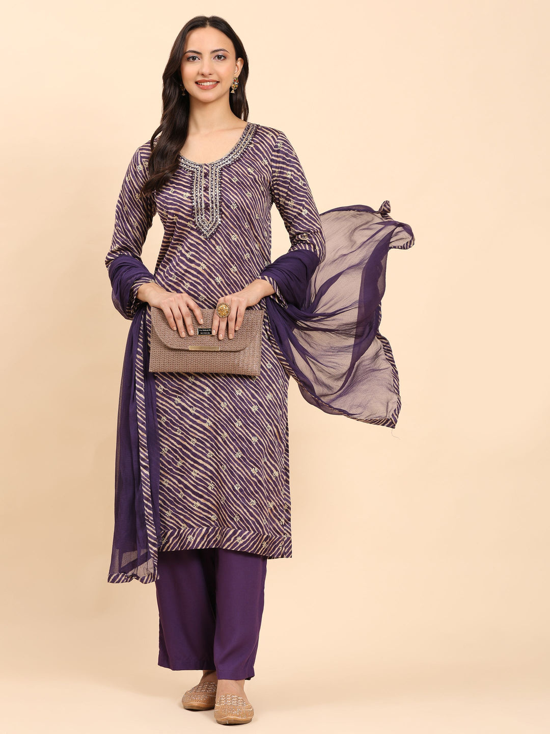 Mamicha Women Floral Printed Regular Pure Cotton Kurta with Palazzos & With Dupatta