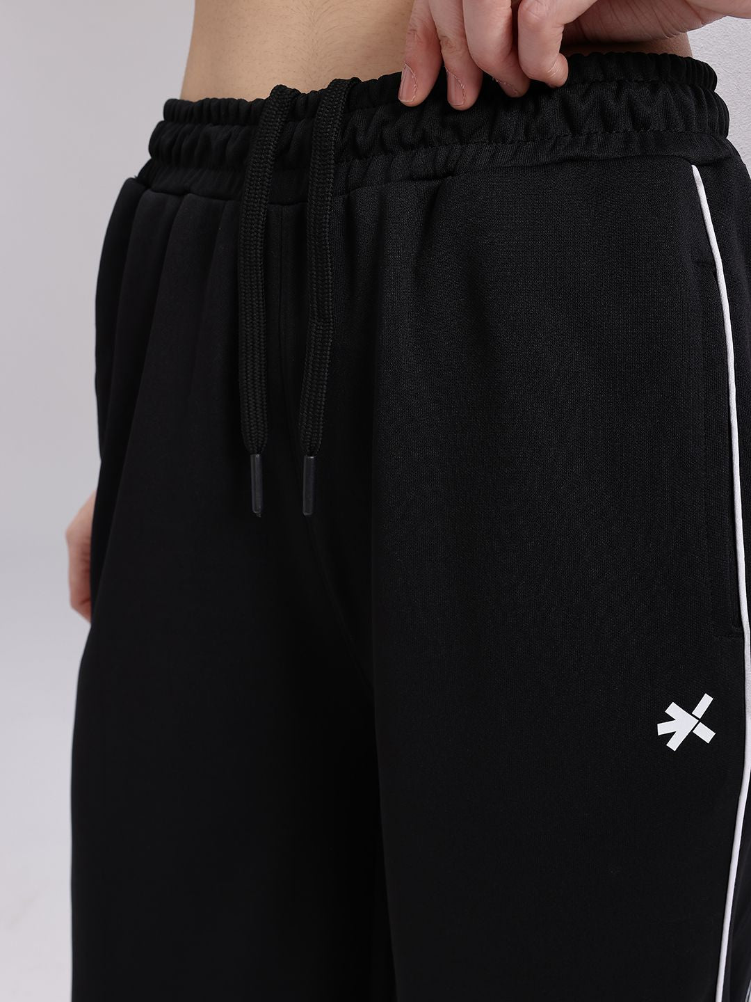 HRX by Hrithik Roshan Women Rapid Dry Retro Running Joggers