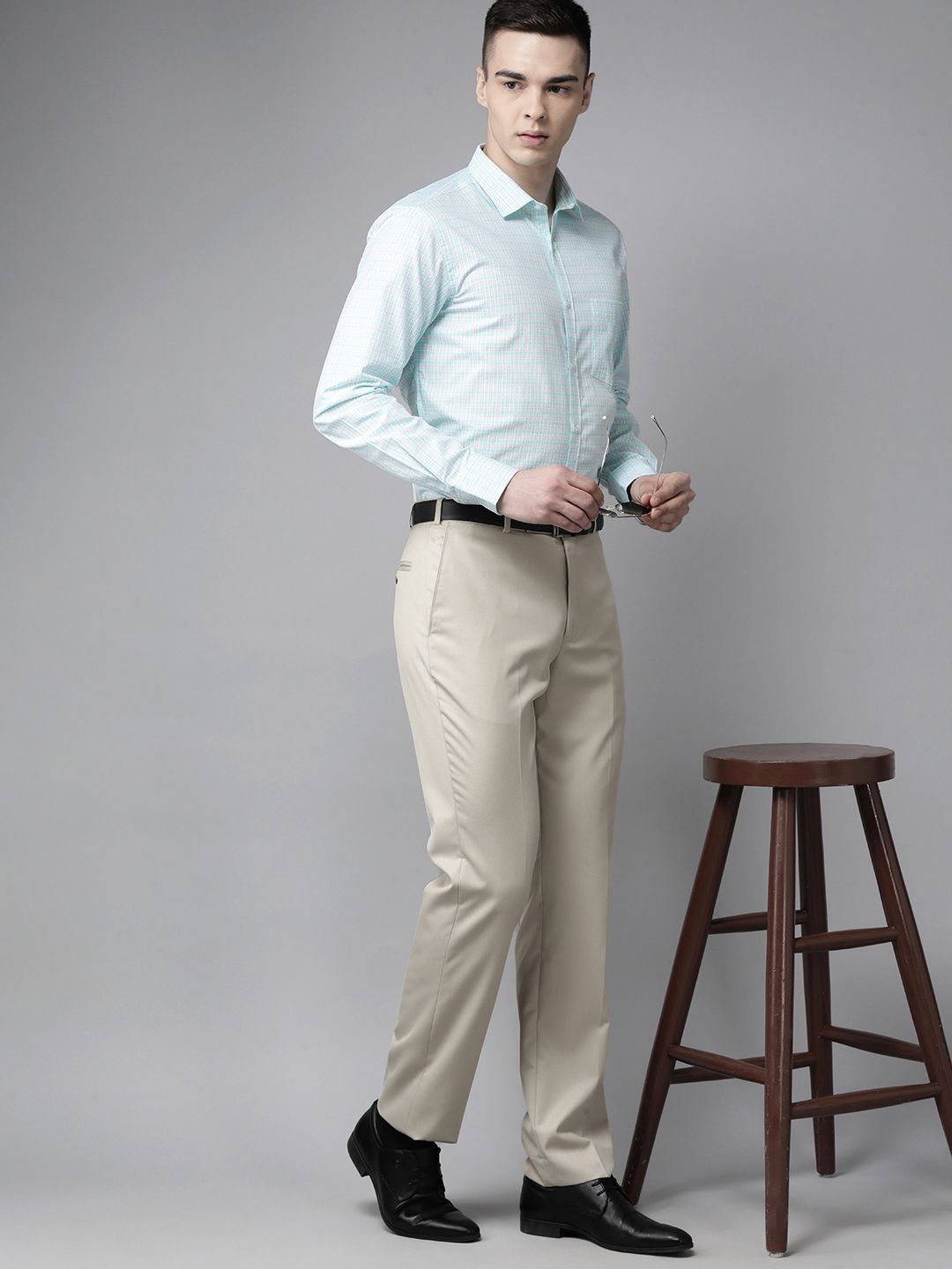 Park Avenue Pure Cotton Slim Fit Checked Formal Shirt