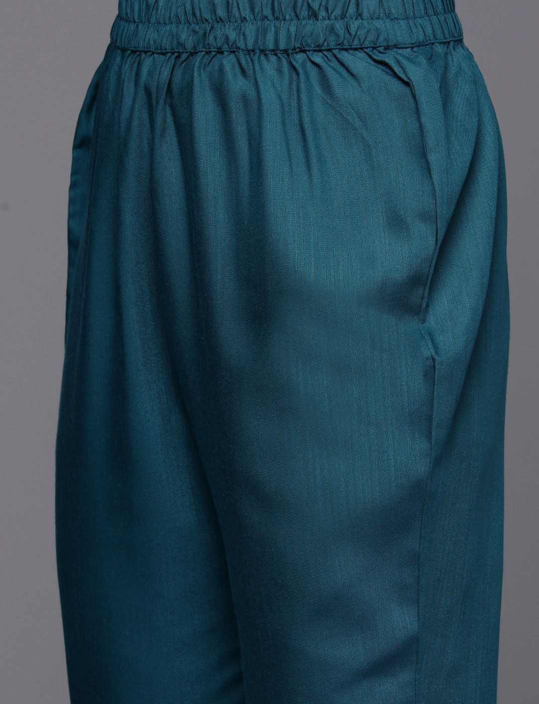 Varanga Ethnic Motifs Embroidered Regular Sequinned Kurta with Trousers & Dupatta