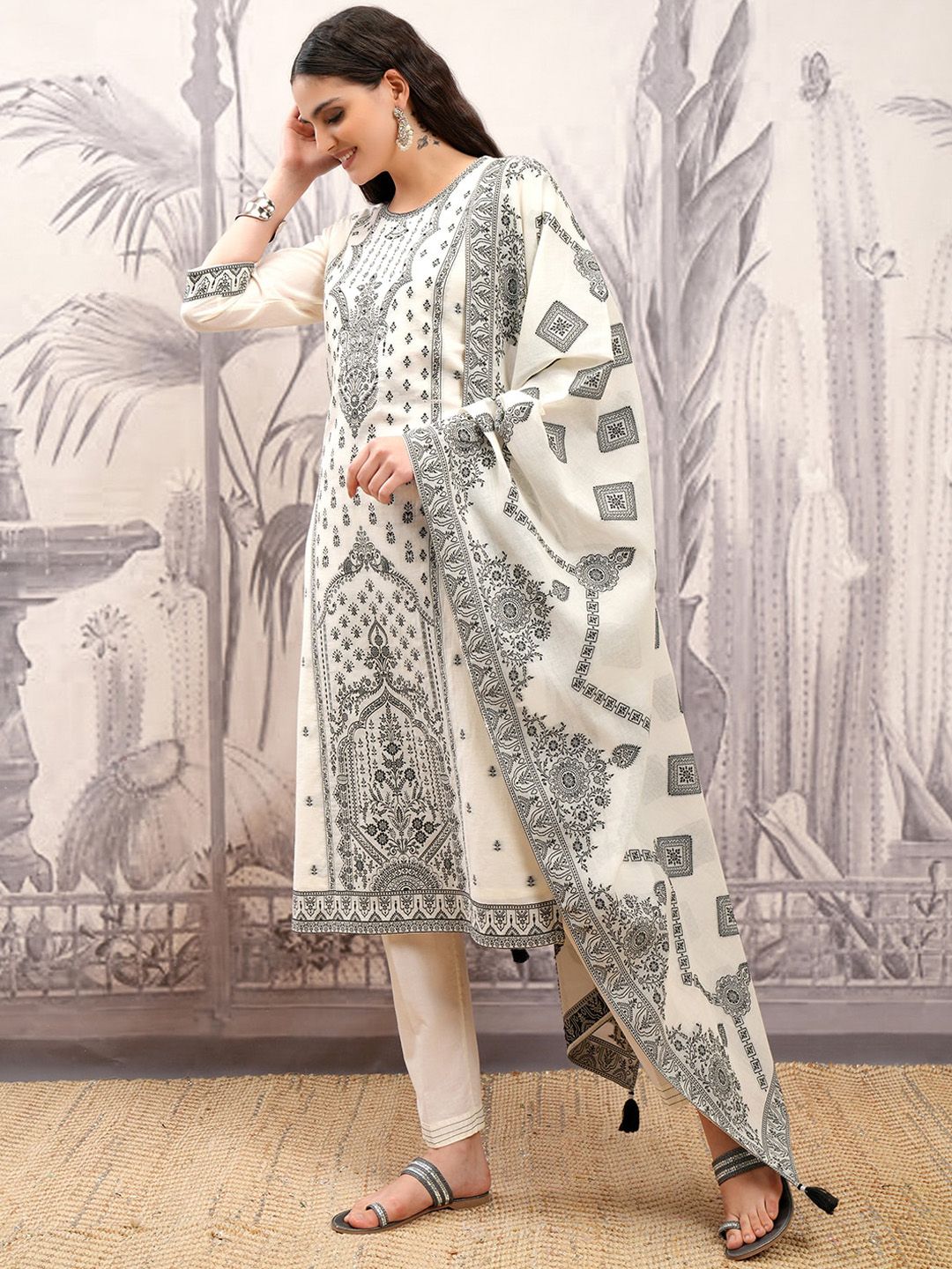 Vishudh Off White Ethnic Motifs Printed Pure Cotton Straight Kurta With Trousers & Dupatta