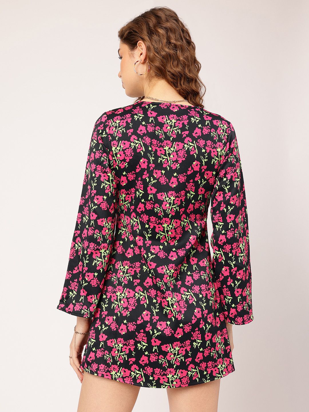 DressBerry Floral Keyhole Neck Flared Sleeve Sheath Mini Dress