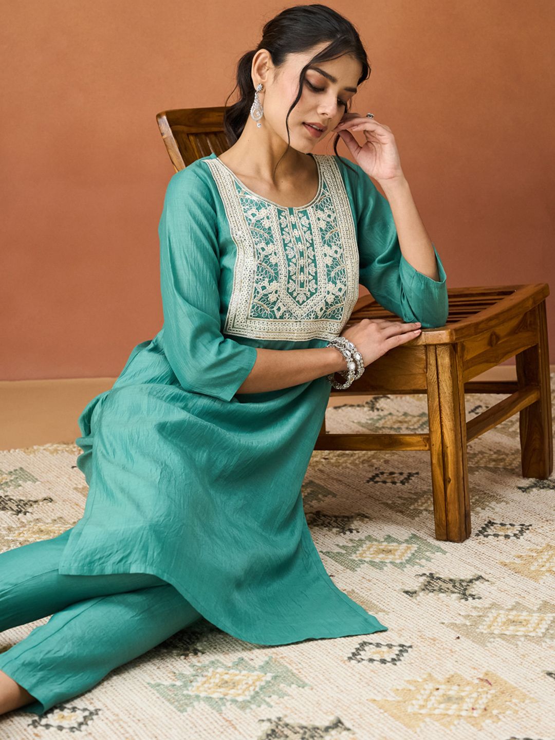 KALINI Sequinned Round Neck Thread Work Kurta With Trousers