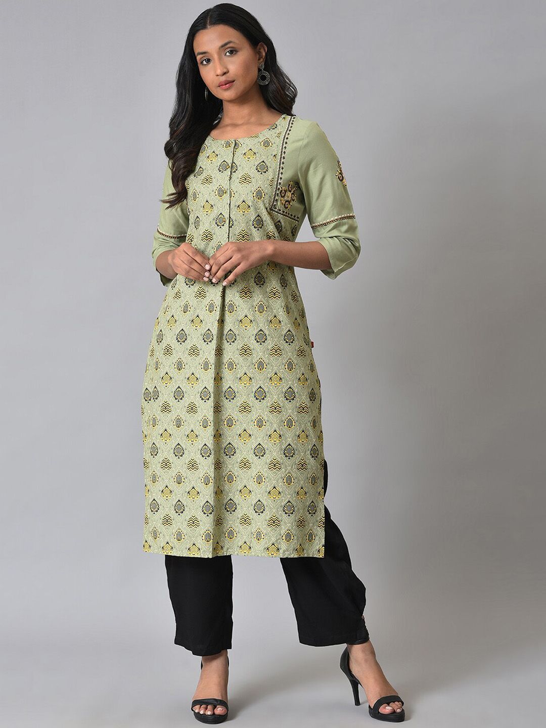 W Ethnic Motifs Printed Thread Work Straight Kurta with Trousers