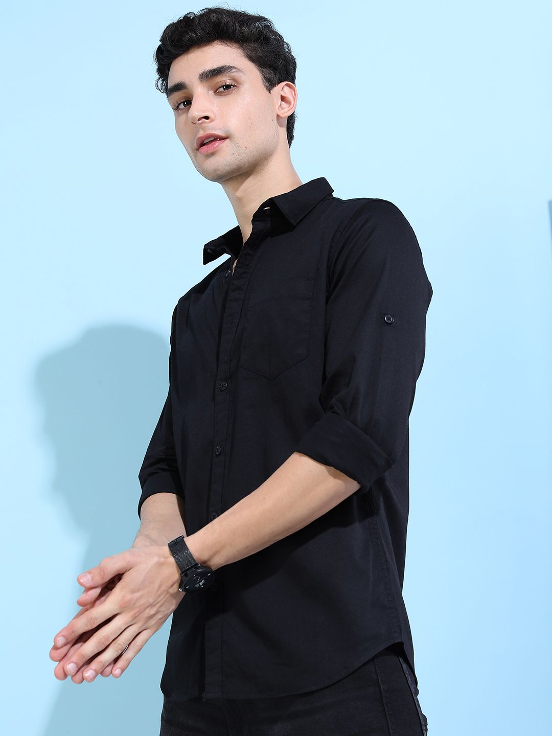 HIGHLANDER Men Black Long Roll-Up Sleeves Slim Fit Casual Shirt