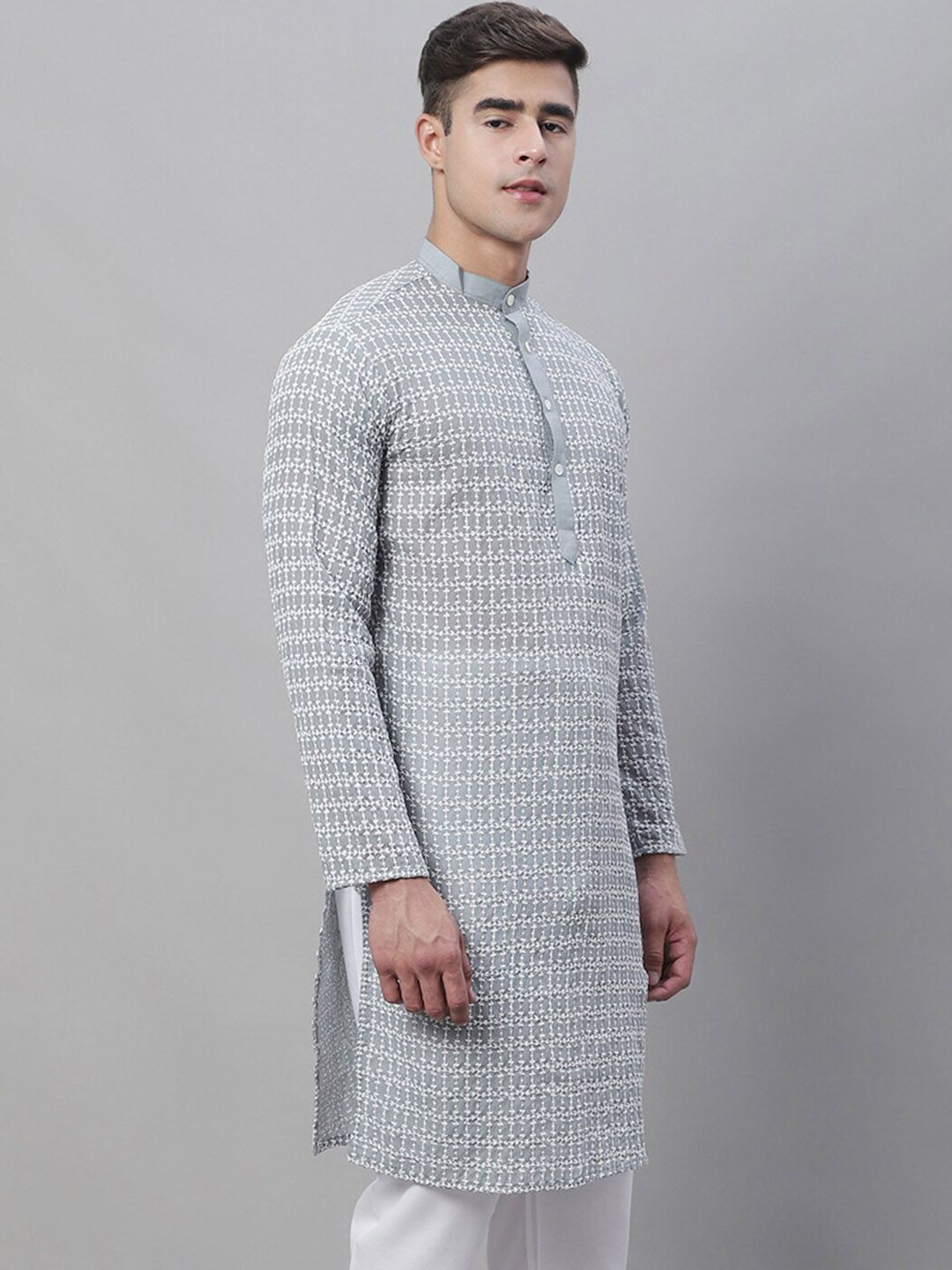 SOJANYA Geometric Embroidered Thread Work Pure Cotton Kurta