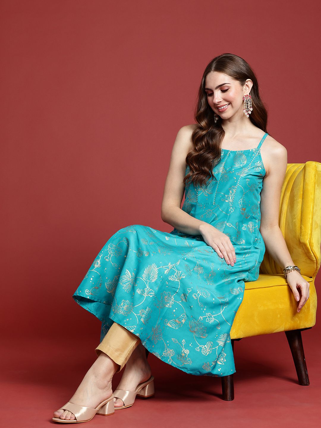 Anouk Shoulder Straps Gotta Patti Detail Floral Printed A-Line Kurta