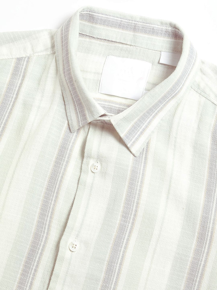 THE BEAR HOUSE Men's Striped Slim Fit Button-Down Collar Casual Shirt