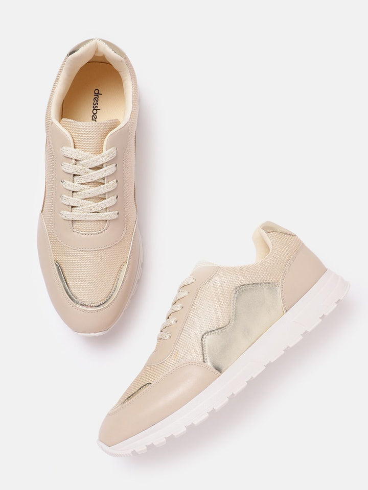 DressBerry Women Round Toe Sneakers