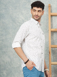 The Indian Garage Co Men White Regular Fit Printed Casual Shirt