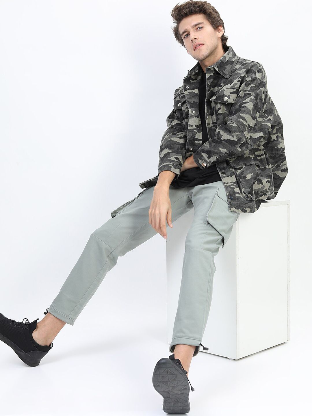 HIGHLANDER Men Chinos Cargo Pocket Trouser