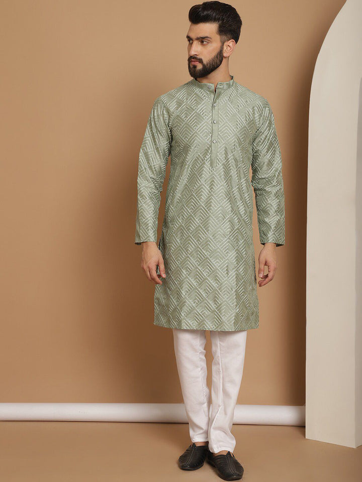 Anouk Sulam Kurta Lurus Dengan Churidar