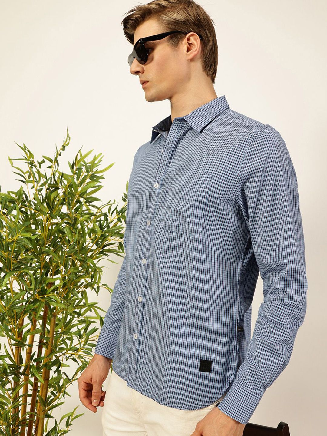 Thomas Scott Men Smart Spread Collar Micro Checked Cotton Slim Fit Casual Shirt