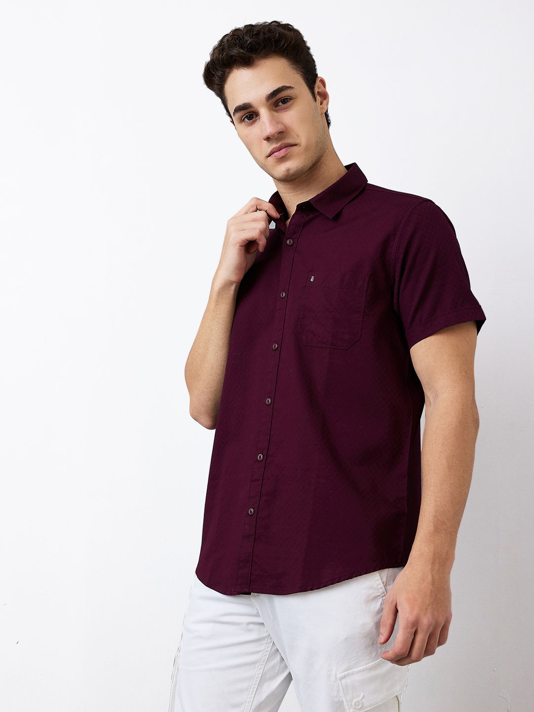 SPYKAR Men Spread Collar Solid Cotton Casual Shirt