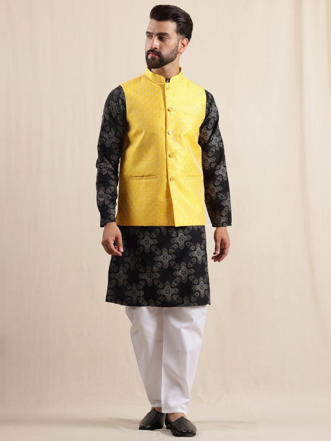 Anouk Men Ethnic Motifs Printed Regular Kurta with Pyjamas with Nehru Jacket