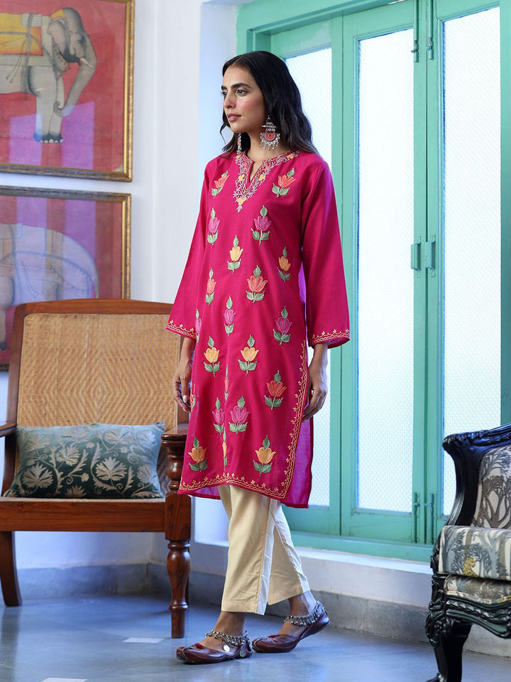 House of Chikankari Women Pink Cotton Aari Sulam Kurta