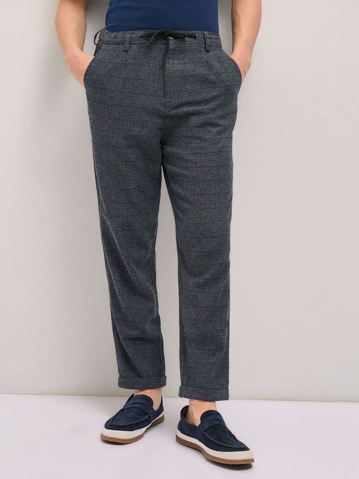 THE BEAR HOUSE Men Textured Tapered Fit Pleated Chinos Trousers